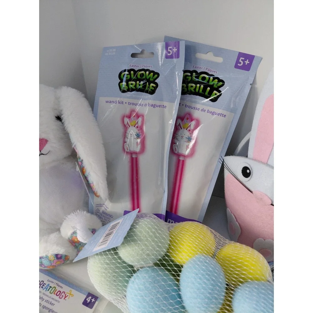 LOT of Easter Gifts Bunny Basket Eggs‎ Party Favors NEW 14 pieces